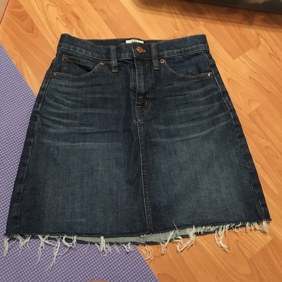 J.Crew Denim Skirt Raw Hem (23P) - Picture 5 of 9